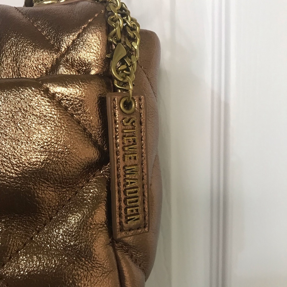 Steve Madden Terra Quilted Bronze Chain Strap Women's Bag - Picture 7 of 7